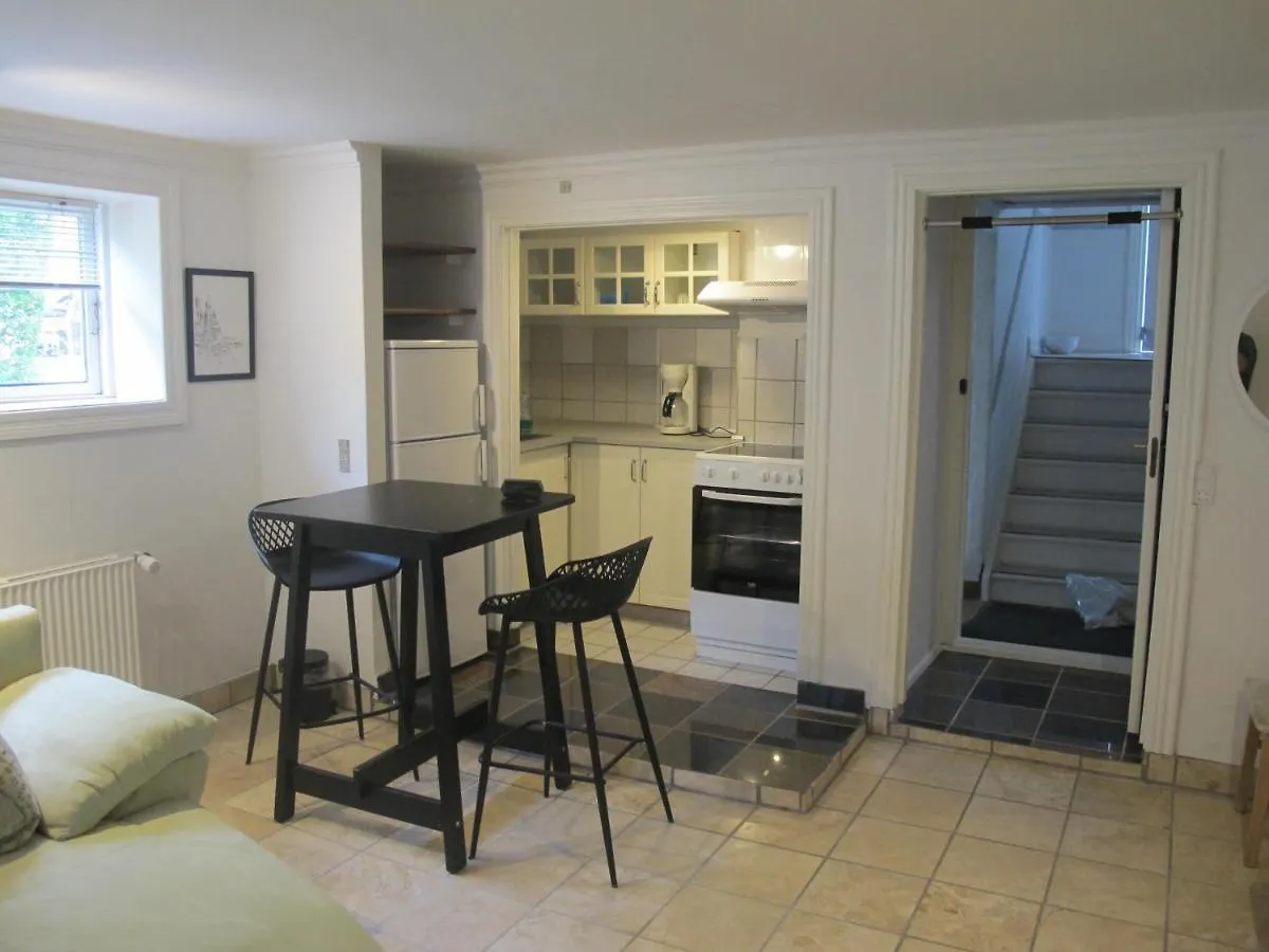 Gæstehus Guesthouse Sharon Århus